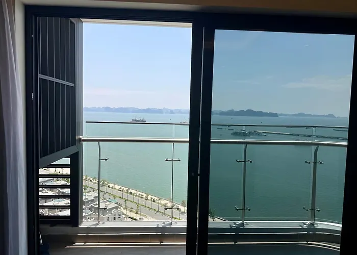 Studio, 2br Ocean View - The Sapphire