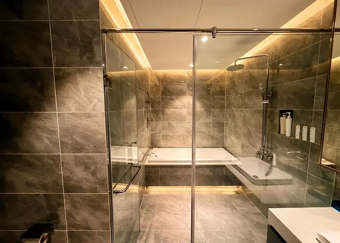 Studio, 2br Ocean View - The Sapphire